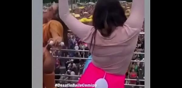  Anitta rebolando rabao no carnaval